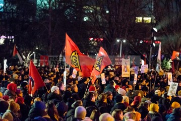 Große Kundgebung: Auf die Straße! gegen die nazistischen Deportationspläne von AfD & Co. | Christian Schneider | <a href=/confor2/?bld=78526&t=d&pst=78488&aid=615&dc=1119&i1=Christian%20Schneider><strong>Download Bild 78526...</strong></a> |