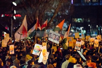 Große Kundgebung: Auf die Straße! gegen die nazistischen Deportationspläne von AfD & Co. | Christian Schneider | <a href=/confor2/?bld=78524&t=d&pst=78488&aid=615&dc=1119&i1=Christian%20Schneider><strong>Download Bild 78524...</strong></a> |