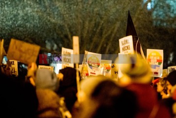 Große Kundgebung: Auf die Straße! gegen die nazistischen Deportationspläne von AfD & Co. | Christian Schneider | <a href=/confor2/?bld=78540&t=d&pst=78488&aid=615&dc=1124&i1=Christian%20Schneider><strong>Download Bild 78540...</strong></a> |