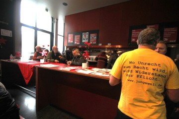 Informationsstand | Rudi Denner/R-mediabase / R-mediabase | <a href=/confor2/?bld=79200&t=d&pst=&aid=86&dc=1333&i1=Rudi%20Denner/R-mediabase%20/%20R-mediabase><strong>Download Bild 79200...</strong></a>  |