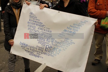 Ostermarsch 2024 - Kundgebung am Samstag, 30. März in Köln | Manuela Hillekamps | <a href=/confor2/?bld=81307&t=d&pst=81299&aid=613&dc=1436&i1=Manuela%20Hillekamps><strong>Download Bild 81307...</strong></a> |