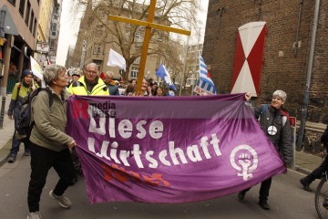 Ostermarsch 2024 - Kundgebung am Samstag, 30. März in Köln | Manuela Hillekamps | <a href=/confor2/?bld=81314&t=d&pst=81299&aid=613&dc=1443&i1=Manuela%20Hillekamps><strong>Download Bild 81314...</strong></a> |