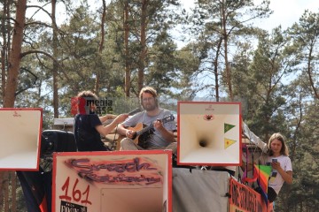 Disrupt/Tesla, Samstag, 11.05.2024 | Manuela Hillekamps | <a href=/confor2/?bld=82327&t=d&pst=82293&aid=613&dc=1443&i1=Manuela%20Hillekamps><strong>Download Bild 82327...</strong></a> |