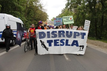 Disrupt/Tesla, Samstag, 11.05.2024 | Manuela Hillekamps | <a href=/confor2/?bld=82298&t=d&pst=82293&aid=613&dc=1417&i1=Manuela%20Hillekamps><strong>Download Bild 82298...</strong></a> |
