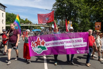 Großdemonstration “Gemeinsam Laut – Gesicht zeigen gegen Hass und Hetze” | redpicture | <a href=/confor2/?bld=82814&t=d&pst=82795&aid=81&dc=0645&i1=redpicture><strong>Download Bild 82814...</strong></a> |