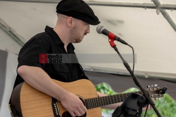 Während des Rudolstadt Festivals im Oktober 2024: Calum Baird | Jens Schulze / R-mediabase | <a href=/confor2/?bld=86561&t=r&pst=86541&aid=146&dc=1054&i1=Jens%20Schulze%20/%20R-mediabase>Anfrage Bildnr: 86561</a> |