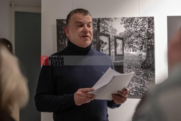 20250127 Ausstellungseröffnung zum 80. Jahrestag Befreiung von Auschwitz | Jens Schulze / R-mediabase | <a href=/confor2/?bld=91221&t=d&pst=91207&aid=146&dc=1933&i1=Jens%20Schulze%20/%20R-mediabase><strong>Download Bild 91221...</strong></a>  |