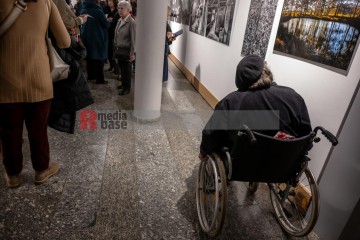 20250127 Ausstellungseröffnung zum 80. Jahrestag Befreiung von Auschwitz | Jens Schulze / R-mediabase | <a href=/confor2/?bld=91235&t=d&pst=91207&aid=146&dc=1933&i1=Jens%20Schulze%20/%20R-mediabase><strong>Download Bild 91235...</strong></a>  |
