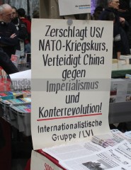Das letzte Gefecht – 30. Internationale Rosa-Luxemburg-Konferenz | Ingo Müller / R-mediabase | <a href=/confor2/?bld=90260&t=d&pst=90252&aid=658&dc=1113&i1=Ingo%20Müller%20/%20R-mediabase><strong>Download Bild 90260...</strong></a>  |