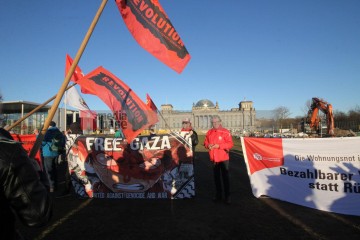 Aktionstage gegen Grundgesetzänderung für Aufrüstung 20.03.2025 | Rudi Denner/R-mediabase | <a href=/confor2/?bld=92446&t=d&pst=92450&aid=86&dc=1849&i1=Rudi%20Denner/R-mediabase><strong>Download Bild 92446...</strong></a> |