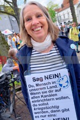 Ostermarsch in Dortmund am Ostermontag, 21.4.2025 | Bitzel / R-mediabase | <a href=/confor2/?bld=93377&t=d&pst=93374&aid=70&dc=0922&i1=Bitzel%20/%20R-mediabase><strong>Download Bild 93377...</strong></a>  |