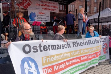 Ostermarsch in Dortmund am Ostermontag, 21.4.2025 | Bitzel / R-mediabase | <a href=/confor2/?bld=93406&t=d&pst=93374&aid=70&dc=0923&i1=Bitzel%20/%20R-mediabase><strong>Download Bild 93406...</strong></a>  |