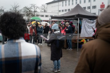 © 2025 These images are freely usable for all purposes aligned with the spirit and intentions of the original event, as well as for personal, non-commercial use. This includes, but is not limited to, personal social media profiles. Any use contradicting or diverging from the event's intentions is not permitted. | Stephan Gelenscher / R-mediabase | <a href=/confor2/?bld=92841&t=d&pst=92833&aid=797&dc=0932&i1=Stephan%20Gelenscher%20/%20R-mediabase><strong>Download Bild 92841...</strong></a>  |