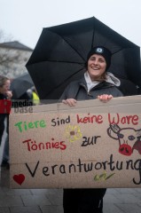 © 2025 These images are freely usable for all purposes aligned with the spirit and intentions of the original event, as well as for personal, non-commercial use. This includes, but is not limited to, personal social media profiles. Any use contradicting or diverging from the event's intentions is not permitted. | Stephan Gelenscher / R-mediabase | <a href=/confor2/?bld=92848&t=d&pst=92833&aid=797&dc=0932&i1=Stephan%20Gelenscher%20/%20R-mediabase><strong>Download Bild 92848...</strong></a>  |