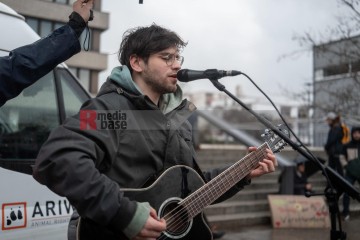 © 2025 These images are freely usable for all purposes aligned with the spirit and intentions of the original event, as well as for personal, non-commercial use. This includes, but is not limited to, personal social media profiles. Any use contradicting or diverging from the event's intentions is not permitted. | Stephan Gelenscher / R-mediabase | <a href=/confor2/?bld=92853&t=d&pst=92833&aid=797&dc=0932&i1=Stephan%20Gelenscher%20/%20R-mediabase><strong>Download Bild 92853...</strong></a>  |