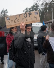 © 2025 These images are freely usable for all purposes aligned with the spirit and intentions of the original event, as well as for personal, non-commercial use. This includes, but is not limited to, personal social media profiles. Any use contradicting or diverging from the event's intentions is not permitted. | Stephan Gelenscher / R-mediabase | <a href=/confor2/?bld=92878&t=d&pst=92833&aid=797&dc=0932&i1=Stephan%20Gelenscher%20/%20R-mediabase><strong>Download Bild 92878...</strong></a>  |