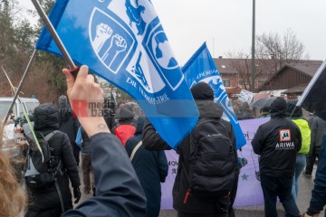 © 2025 These images are freely usable for all purposes aligned with the spirit and intentions of the original event, as well as for personal, non-commercial use. This includes, but is not limited to, personal social media profiles. Any use contradicting or diverging from the event's intentions is not permitted. | Stephan Gelenscher / R-mediabase | <a href=/confor2/?bld=92889&t=d&pst=92833&aid=797&dc=0933&i1=Stephan%20Gelenscher%20/%20R-mediabase><strong>Download Bild 92889...</strong></a>  |