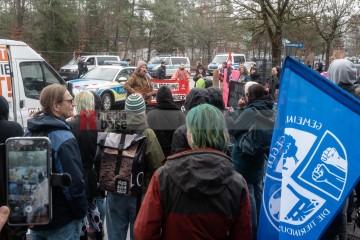 © 2025 These images are freely usable for all purposes aligned with the spirit and intentions of the original event, as well as for personal, non-commercial use. This includes, but is not limited to, personal social media profiles. Any use contradicting or diverging from the event's intentions is not permitted. | Stephan Gelenscher / R-mediabase | <a href=/confor2/?bld=92899&t=d&pst=92833&aid=797&dc=0933&i1=Stephan%20Gelenscher%20/%20R-mediabase><strong>Download Bild 92899...</strong></a>  |