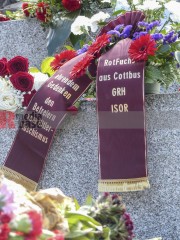 80. Jahrestag der Befreiung – Gedenken am sowjetischen Ehrenmal im Treptower Park | Rudi Denner/R-mediabase / R-mediabase | <a href=/confor2/?bld=94379&t=d&pst=94374&aid=86&dc=1342&i1=Rudi%20Denner/R-mediabase%20/%20R-mediabase><strong>Download Bild 94379...</strong></a>  |