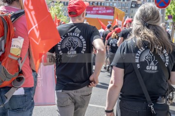 ERSTER Mai 2025 Berlin – „Mach dich stark mit uns“: DGB ruft zur Demo auf | Jens Schulze / R-mediabase | <a href=/confor2/?bld=93960&t=d&pst=93880&aid=146&dc=1834&i1=Jens%20Schulze%20/%20R-mediabase><strong>Download Bild 93960...</strong></a> |