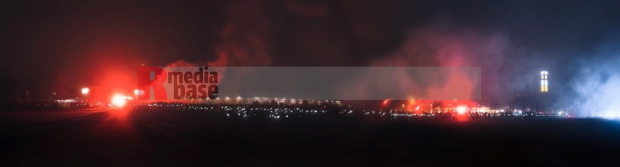 © 2025 These images are freely usable for all purposes aligned with the spirit and intentions of the original event, as well as for personal, non-commercial use. This includes, but is not limited to, personal social media profiles. Any use contradicting or diverging from the event's intentions is not permitted. | Stephan Gelenscher | <a href=/confor2/?bld=96656&t=d&pst=96648&aid=797&dc=1224&i1=Stephan%20Gelenscher><strong>Download Bild 96656...</strong></a> |