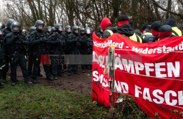 © 2025 These images are freely usable for all purposes aligned with the spirit and intentions of the original event, as well as for personal, non-commercial use. This includes, but is not limited to, personal social media profiles. Any use contradicting or diverging from the event's intentions is not permitted. | Stephan Gelenscher | <a href=/confor2/?bld=96709&t=d&pst=96648&aid=797&dc=1226&i1=Stephan%20Gelenscher><strong>Download Bild 96709...</strong></a> |