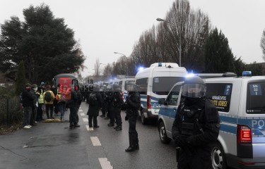 © 2025 These images are freely usable for all purposes aligned with the spirit and intentions of the original event, as well as for personal, non-commercial use. This includes, but is not limited to, personal social media profiles. Any use contradicting or diverging from the event's intentions is not permitted. | Stephan Gelenscher | <a href=/confor2/?bld=96715&t=d&pst=96648&aid=797&dc=1226&i1=Stephan%20Gelenscher><strong>Download Bild 96715...</strong></a> |