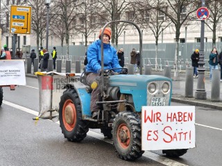 WHES2026 - Wir haben es satt 2026 - Wir haben die Agrarindustrie satt | sabineschefferberlin | <a href=/confor2/?bld=97893&t=d&pst=&aid=802&dc=1437&i1=sabineschefferberlin><strong>Download Bild 97893...</strong></a> |