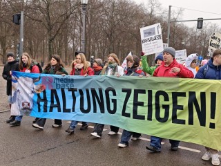 WHES2026 - Wir haben es satt 2026 - Wir haben die Agrarindustrie satt | sabineschefferberlin | <a href=/confor2/?bld=97897&t=d&pst=&aid=802&dc=1439&i1=sabineschefferberlin><strong>Download Bild 97897...</strong></a> |