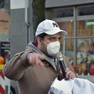 Zollstock ist solidarisch Friedensdemo mit Gebet in Zollstock.