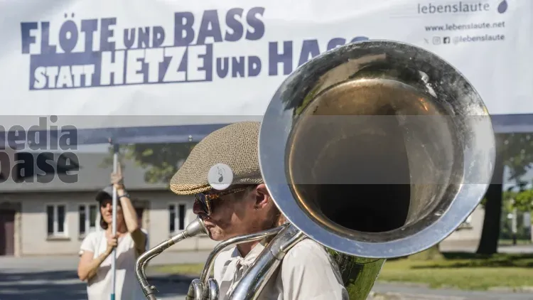 Flöte und Bass statt Hetze und Hass